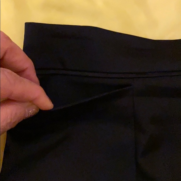 H&M skirt in black color/ size 34 /polyester m - Picture 8 of 11